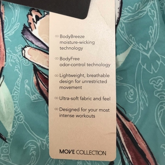 NWT - CALIA by Carrie Underwood Fitted Move Tank - Picture 10 of 11